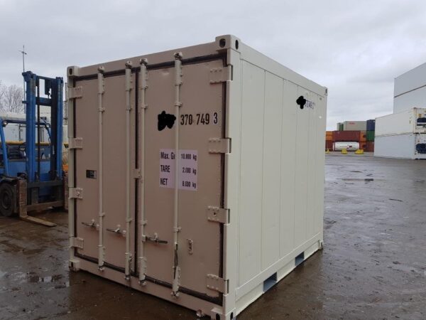 Used 10ft x 8ft 10′ Reefer Container