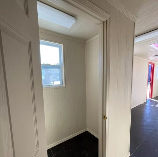 40FT Modified Shipping Container Office – 800 Sq Ft, Red, w/ Bathroom & Storage